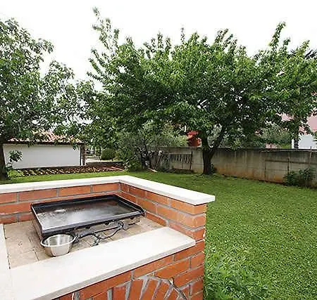 Apartment Near In Novigrad-istrien 44247