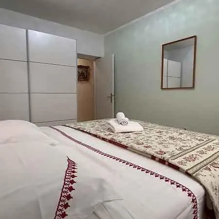 Near In Novigrad-istrien 44247 Apartment *